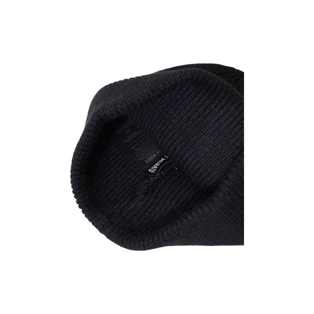 Antony Morato black wool hat, men’s fall/winter collection, 50% wool and 50% polyamide, ribbed texture, stylish and warm.