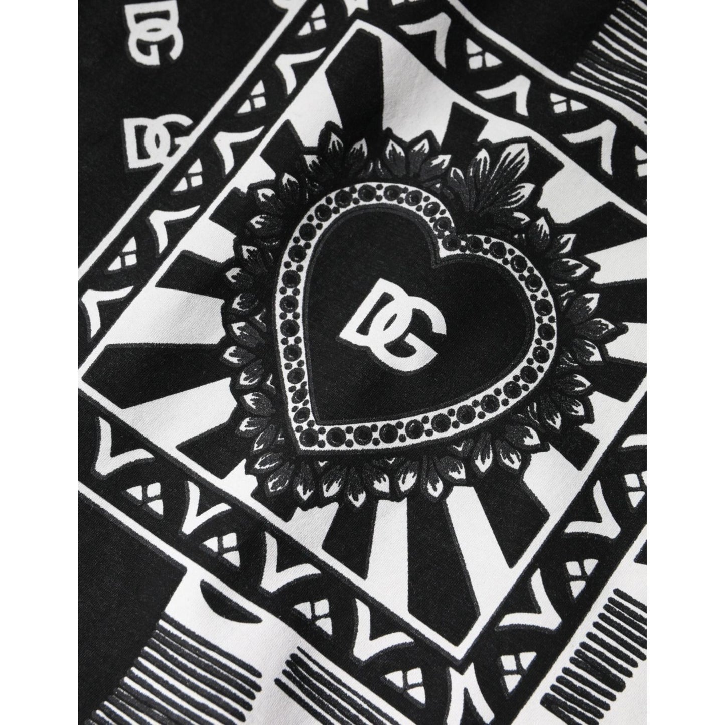 Dolce & Gabbana white bandana print detail on cotton t-shirt with DG logo in heart design.