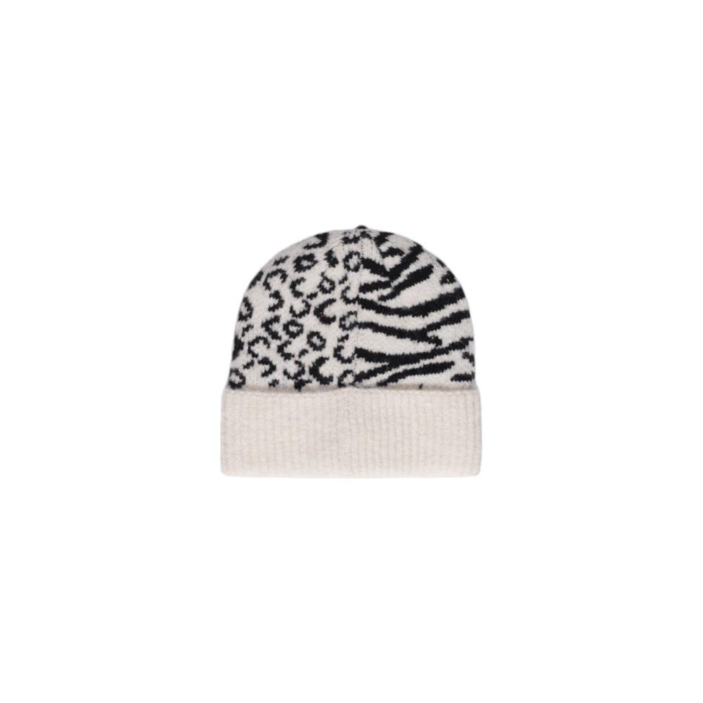 White animal print beanie hat made of acrylic, polyester, and elastane. Stylish and warm for winter.