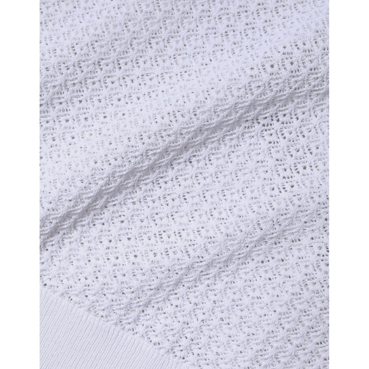 Close-up of Dolce & Gabbana white mesh fabric, 96% viscose, 4% polyester, detailed texture view.
