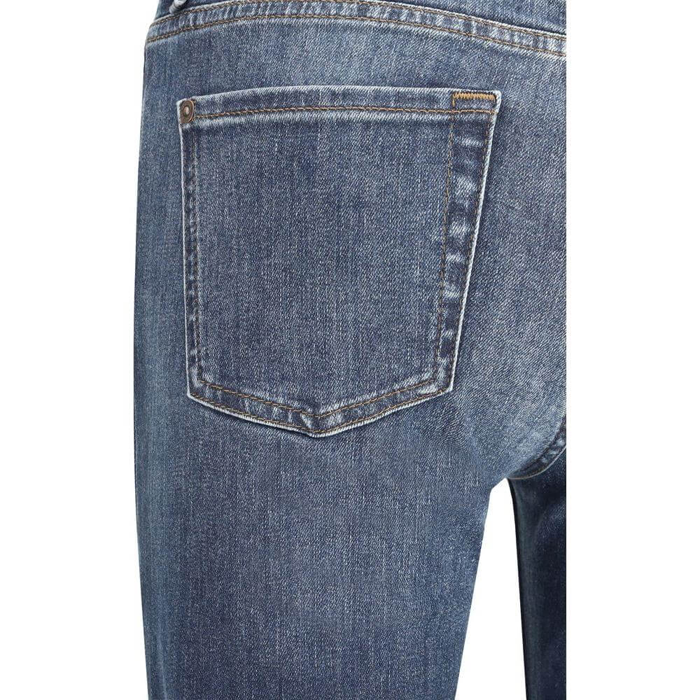 Close-up of 7FOR Gran Canyon Jeans showcasing back pocket detail. Stylish, high-waisted bootcut design for modern elegance.