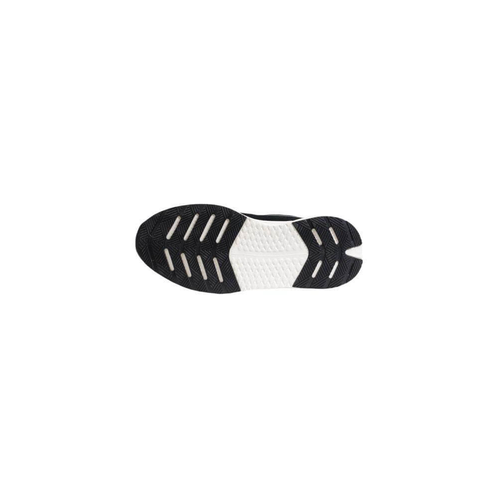 Outsole view of D.A.T.E Gray Fabric Sneaker, featuring durable black and white tread design for enhanced grip and traction.