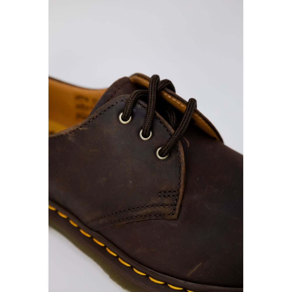 Dr. Martens brown leather casual men's shoes, autumn/winter collection, elegant design with 3 cm heel height.
