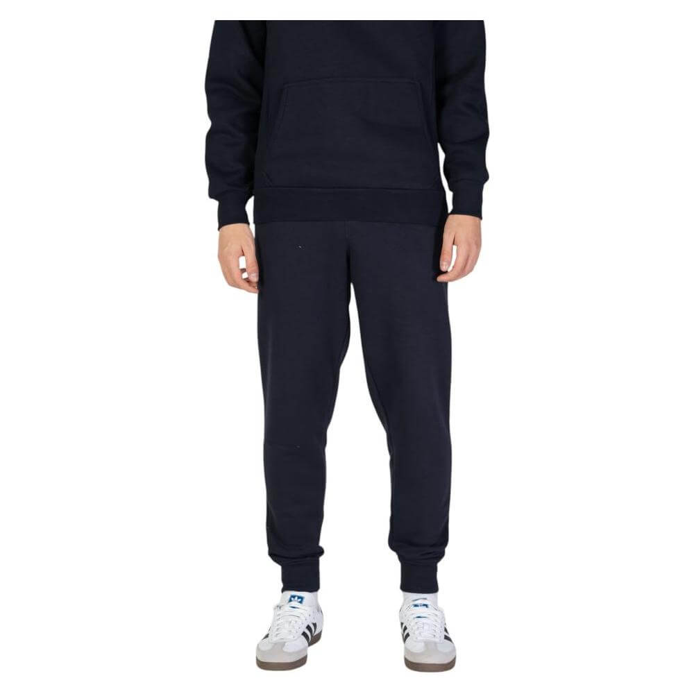 Men's Hydra Clothing blue cotton jeans and pants, perfect for fall and winter; made of 60% cotton and 40% polyester for comfort and style.