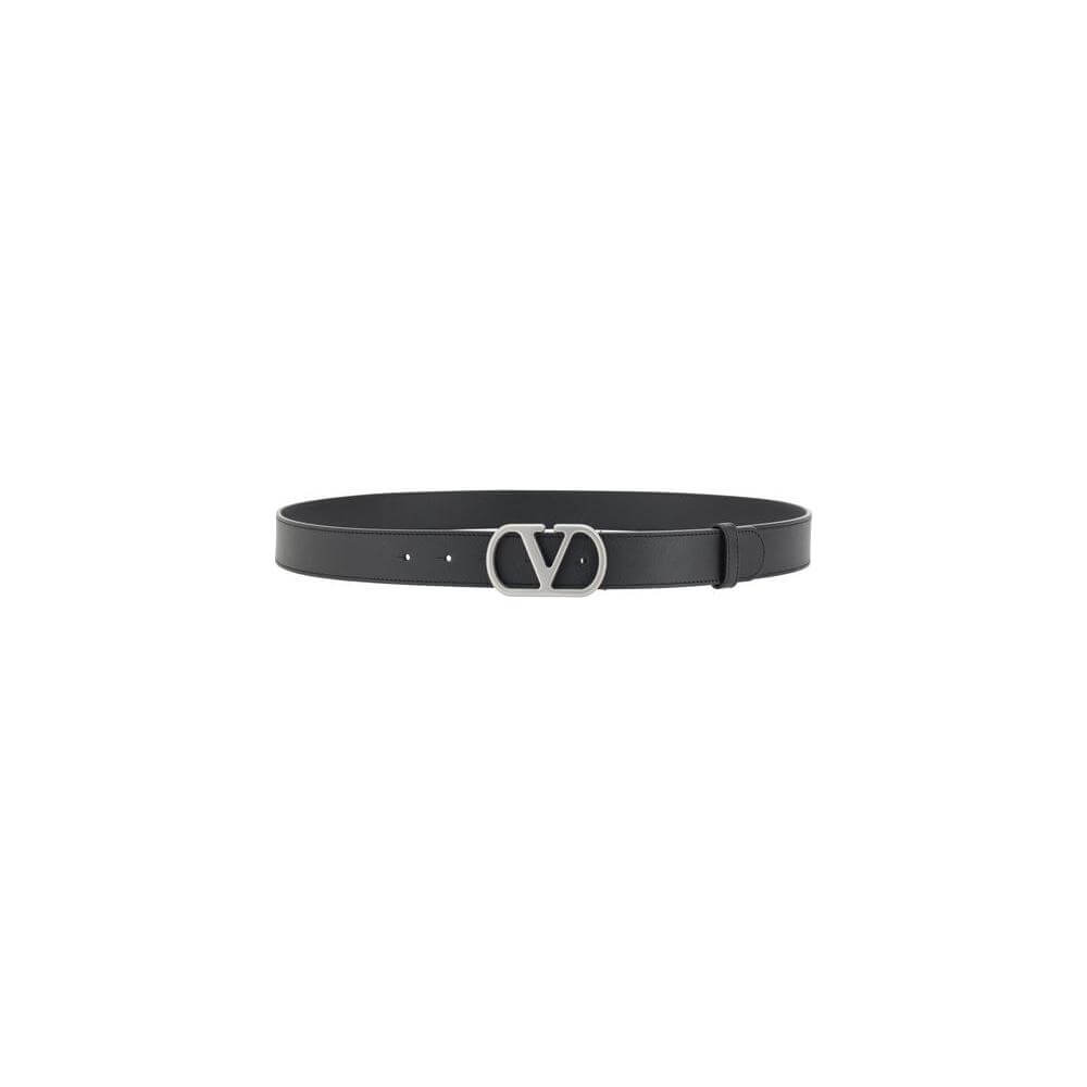 Valentino Garavani VLogo leather belt with contrasting buckle, stylish and refined accessory for any fashionable look.