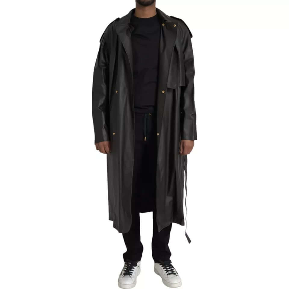 Bottega Veneta black leather men's trench coat, waterproof and made from 100% calf leather, featuring full button closure and logo details.