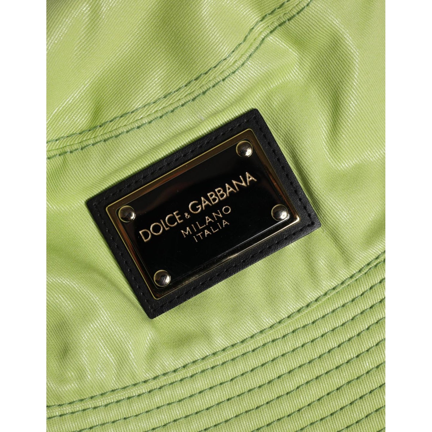 Dolce & Gabbana green bucket hat with DG plaque, wide brim, men's fashion, 100% cotton, luxury Italian design.