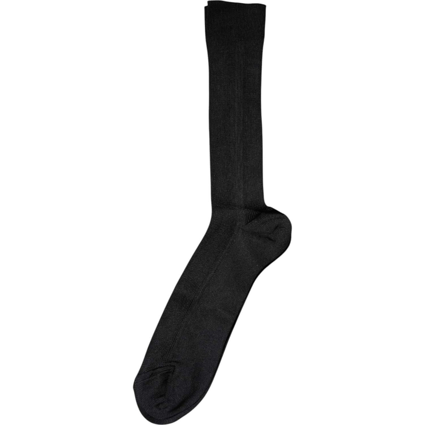 Dolce & Gabbana black cotton mid calf men's socks with DG logo, made in Italy. High quality blend for comfort and durability.