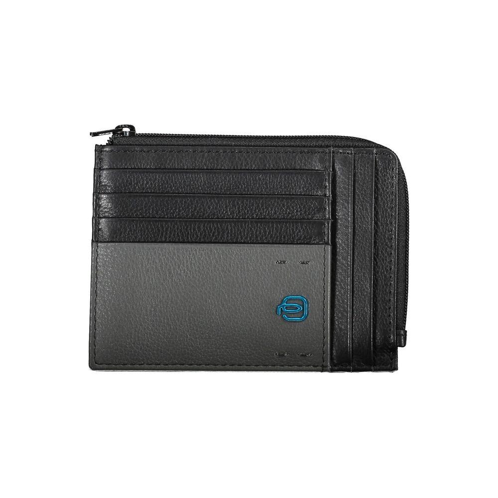 Piquadro black leather men's wallet with RFID protection, double card slots, and a central pocket, featuring the Piquadro logo.