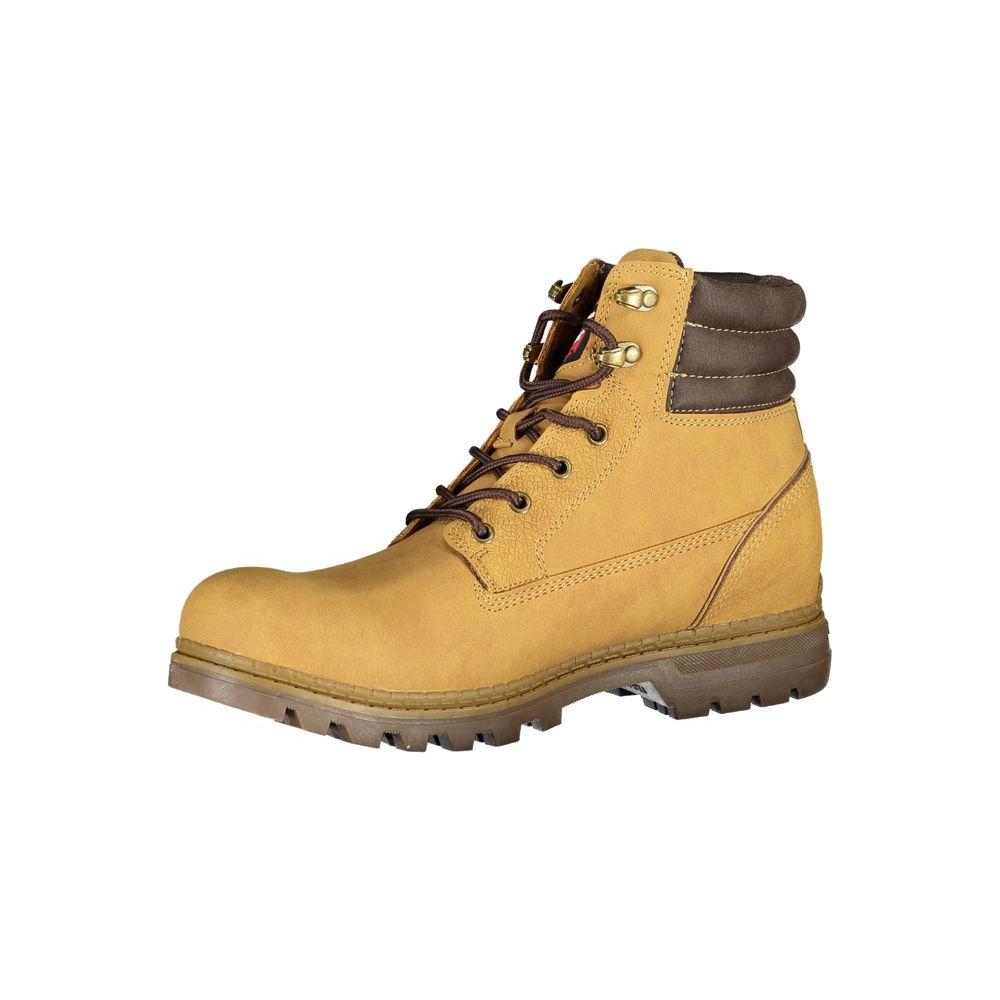 Carrera trendsetting yellow lace-up boots with contrast details and logo, made of polyester and polyethylene.