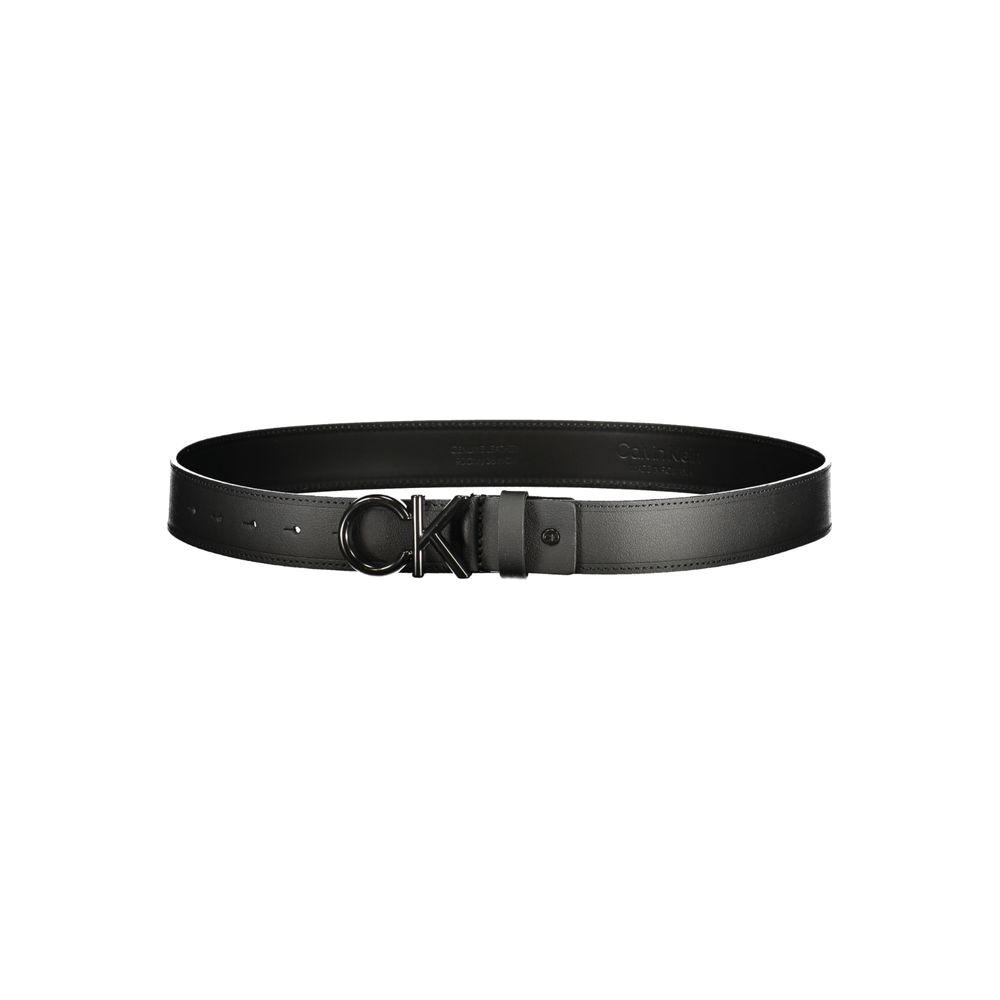 Calvin Klein black leather men’s belt with metal buckle and logo, stylish accessory for casual and formal wear.