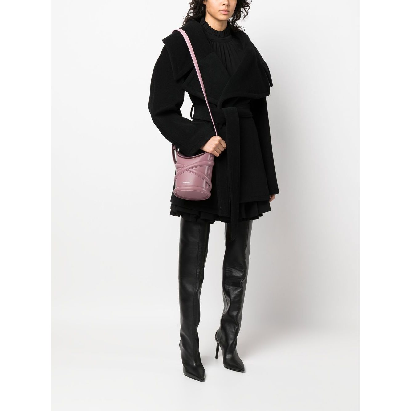 Alexander McQueen The Curve Bucket Bag Shoulder