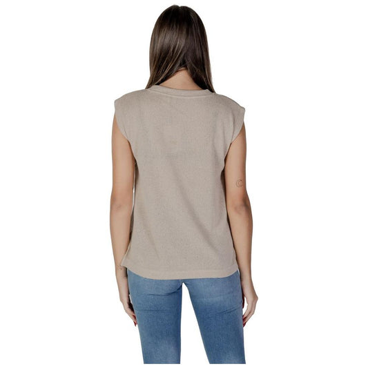 Back view of B.Young beige viscose top for women, part of the spring/summer collection, made with 55% viscose and 45% polyester.