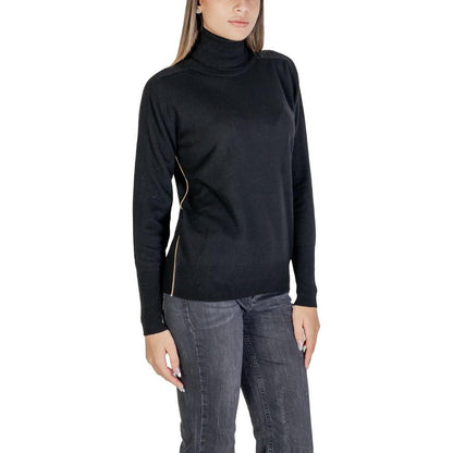 Alviero Martini Prima Classe Black Viscose Turtleneck