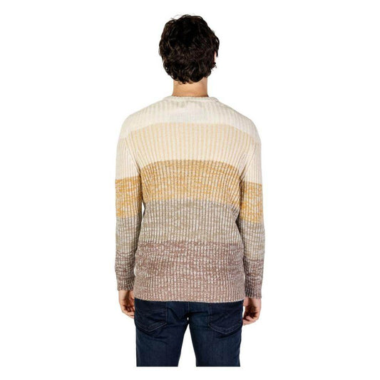 Hydra Clothing men's beige acrylic sweater, fall/winter knitwear, shown on model from back view