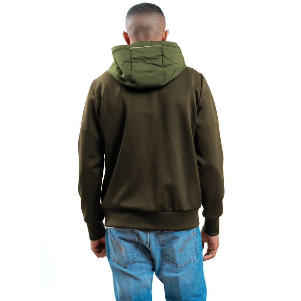 Front view with bag zipped and handles upright.