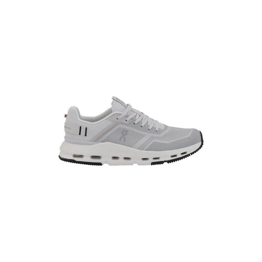 ON Cloudnova Form 2 TT Sneakers with lace-up closure, raised sole, and side logo, highlighting modern design and cushioning.