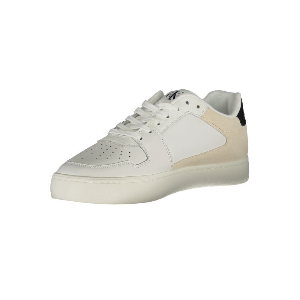 Calvin Klein White Polyester Sneaker with laces, contrast details, and logo, made of 50% recycled thermoplastic rubber.