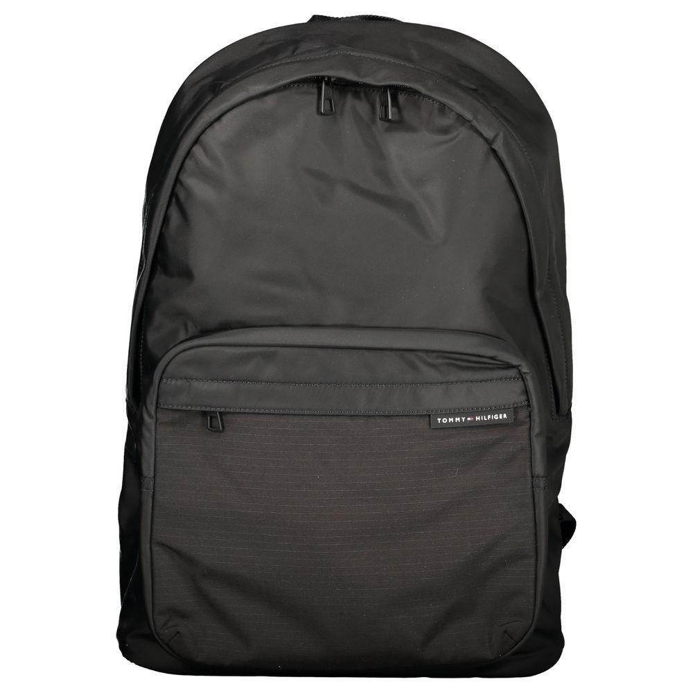 Front view with bag zipped and handles upright.