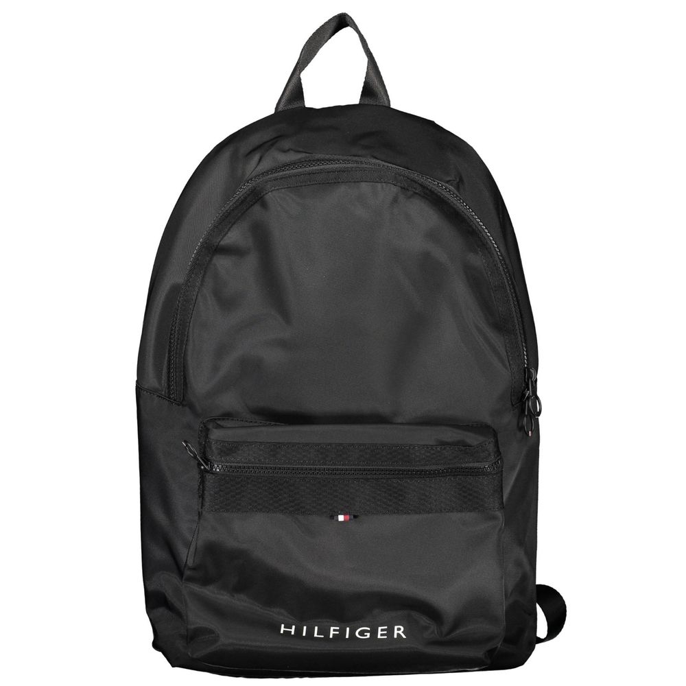 Front view with bag zipped and handles upright.