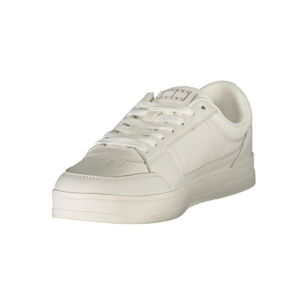 Tommy Hilfiger White Leather Men Sneaker featuring sleek design and iconic logo, perfect for both sports and streetwear fashion.