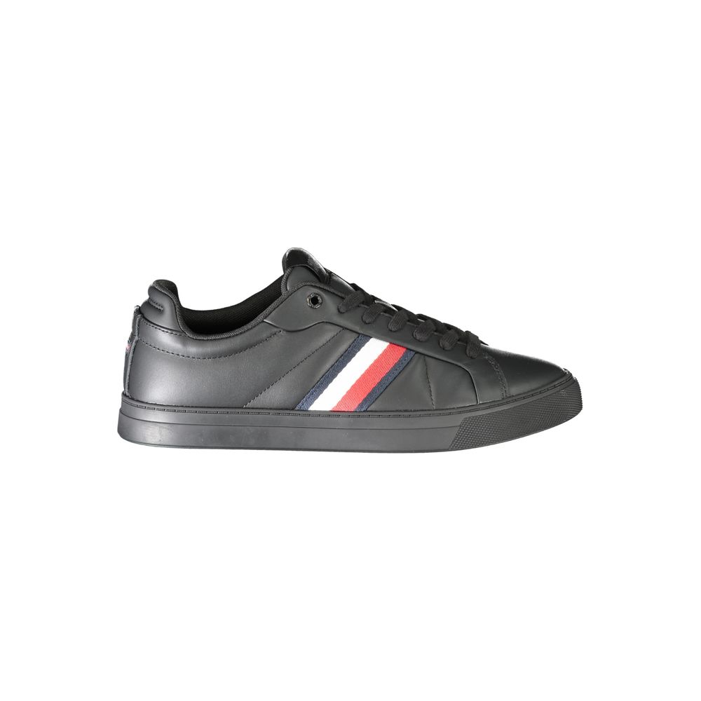 Tommy Hilfiger Black Leather Men Sneaker with iconic logo and contrasting details for stylish, comfortable casual wear.