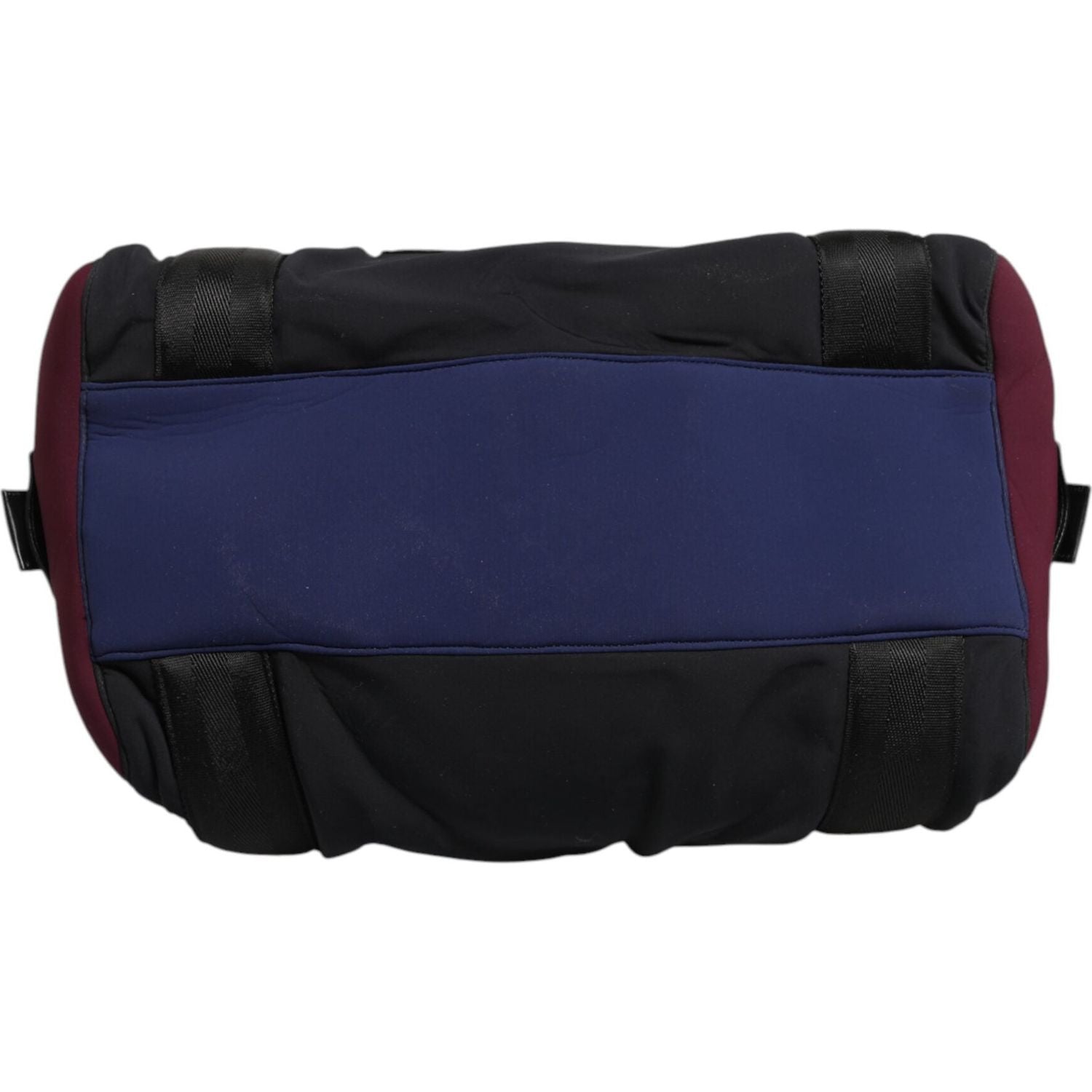 Front view with bag zipped and handles upright.