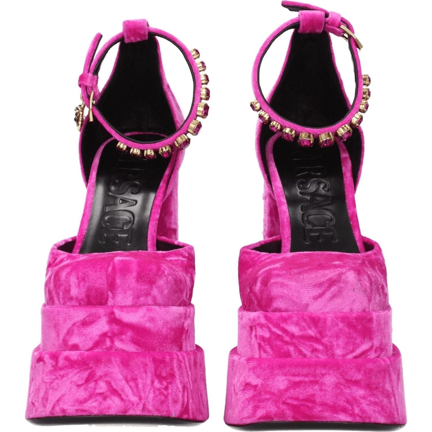 Front view with bag zipped and handles upright.