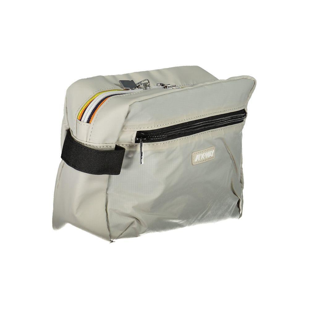 Front view with bag zipped and handles upright.