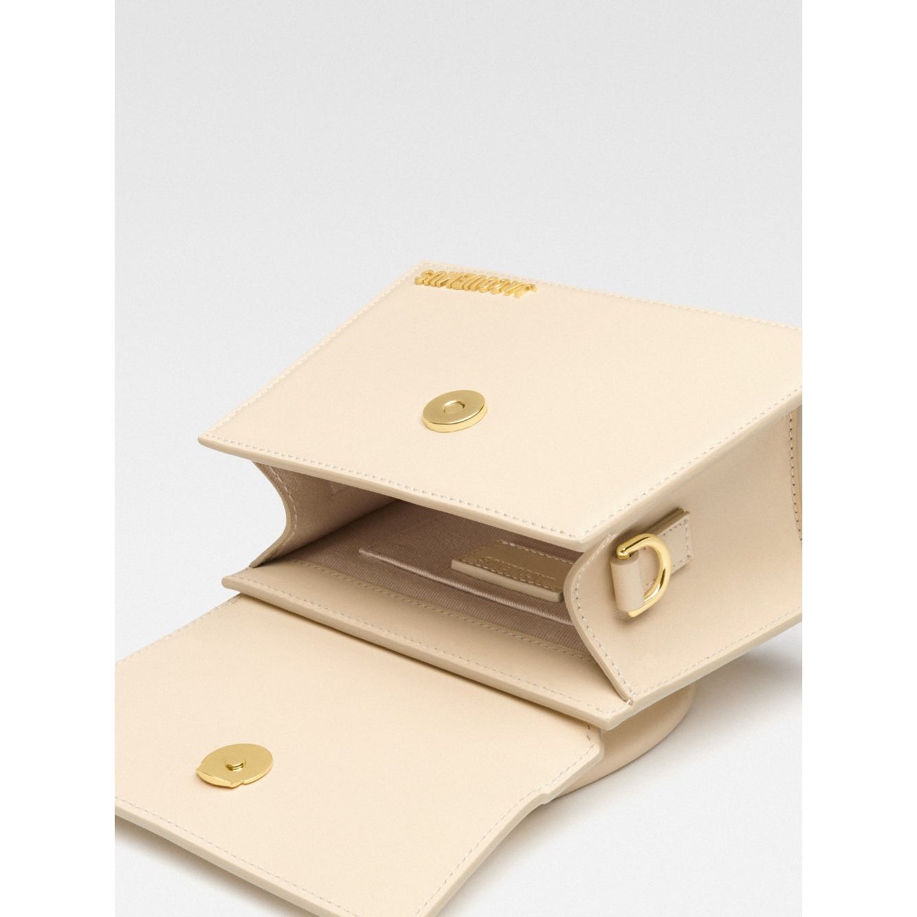 Jacquemus Le Chiquito Moyen Ivory Bag 22E213BA002-3060-120
