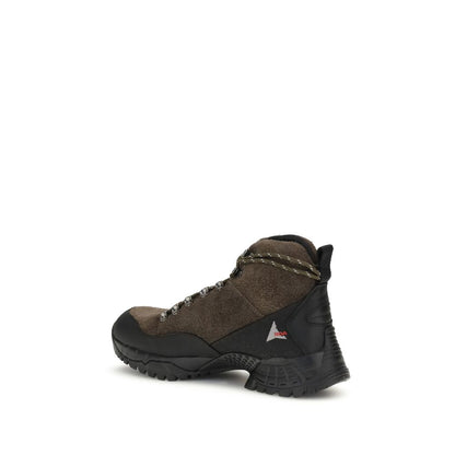 ROA Brown Calf Leather Bos Taurus Lace-Up Boots with Vibram Megagrip sole, ideal for challenging terrains.