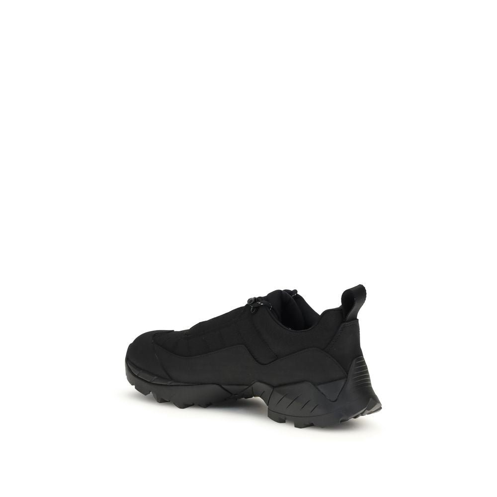 ROA Black Polyamide Athletic Sneakers with Vibram Megagrip outsole for optimal traction and durability.