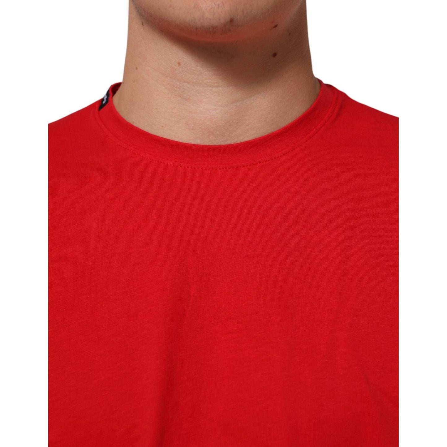 Dolce & Gabbana Red Goodluck 2023 Cotton Crew Neck T-shirt close-up of fabric and neckline.