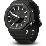 CASIO G-SHOCK Mod. OAK Black wristwatch, 20 ATM water resistance, 45.5 mm carbon & resin case, quartz movement, shown in official packaging.