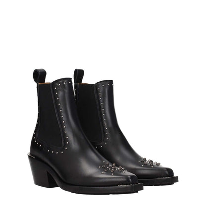 Chloé Black Leather Ankle Boots featuring studs and stones with square toe, 6 cm mid heels, rubber sole. Casual style.