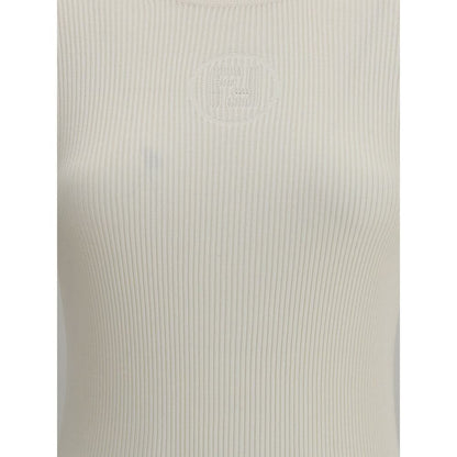 Fendi White Silk T-Shirt with ribbed knit texture and Fendi 1925 Stamp motif. Elegant casual wear for a sophisticated look.