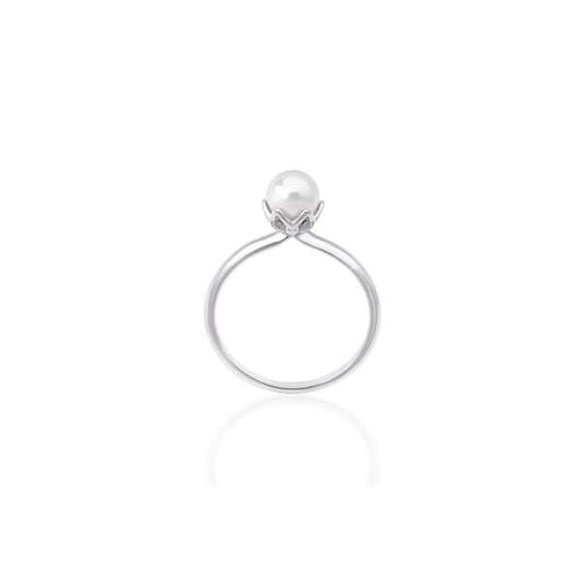 MAJORICA JEWELRY Mod. 16343.01.2.915.010.1 elegant pearl ring on a white background